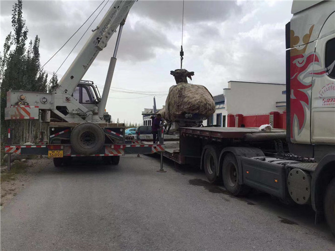 西塞山区狭窄场地（如小区、车间）适合用哪种吊车？